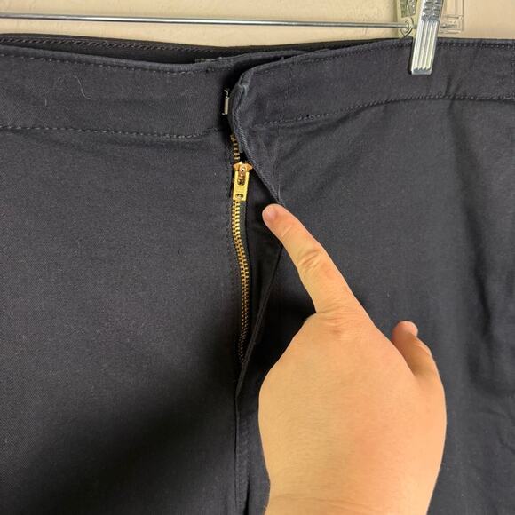 Torrid Black Comfort Flex Waistband Slim Taper Stretch Twill High-Rise Pant 20R - Picture 5 of 15